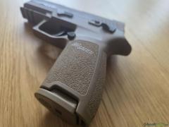 SIG-Sauer P320 M18 9x19mm Parabellum/Luger/NATO