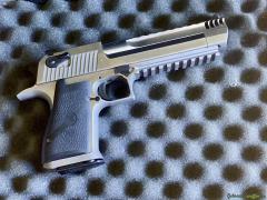 Magnum Research Desert Eagle .50 Action Express