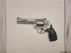 Smith & Wesson 686 Plus 5
