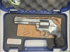 Smith & Wesson 686 Plus 5