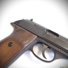 SIG-Sauer Model P230 cal. 9mmPolice (1979)
