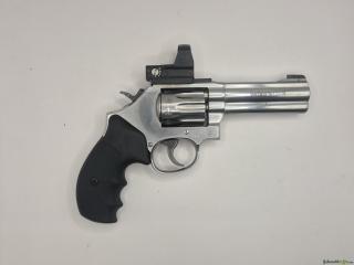 Smith & Wesson 617 .22LR 4