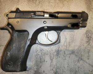 CZ75 Compact