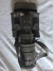 Originales Fero 52 Fernglas mit Bildverstärker