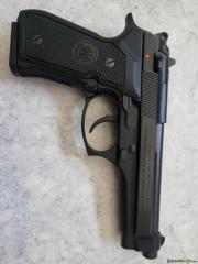 Beretta FS92 9x19mm Parabellum/Luger/NATO