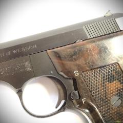 Smith & Wesson Model 61-2 cal. .22LR