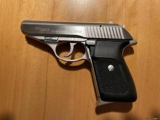 SIG-Sauer P230 SL 9x18mm Police / 9mm Ultra