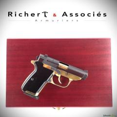Sphinx Systems Model AT380 700th cal. .380acp (9mmKurz)