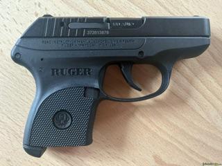 RUGER LCP .380 ACP inkl. 2. Magazin und Orginal Verpackung mit Holster