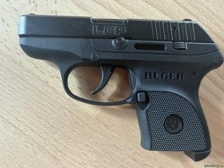 RUGER LCP .380 ACP inkl. 2. Magazin und Orginal Verpackung mit Holster