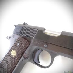 Auto-Ordnance Model 1911-A1 cal .45 ACP