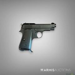 Halb-automatische Pistole Beretta Modello 34