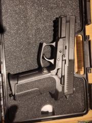 SIG-Sauer SP 2022 9x19mm Parabellum/Luger/NATO