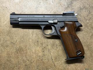 SIG-Sauer P210-6 / 9mm