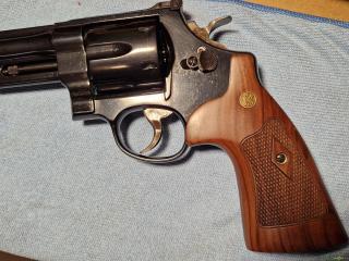 Smith & Wesson M 25-15
