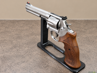 Smith & Wesson 686-6 .357 Magnum / 9x31mmR /.353 Casull