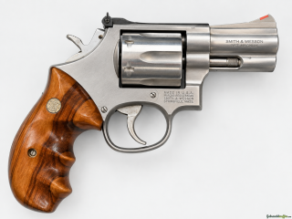 Smith & Wesson 686 Security Special 2.5”, Kal. .357 Magnum .357 Magnum / 9x31mmR /.353 Casull