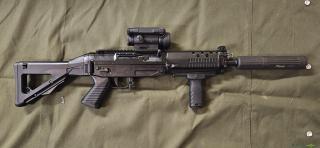 SIG Sauer SG 553 BK .300 AAC Blackout