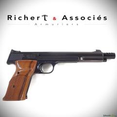 Smith & Wesson Model 41 ''The .22 Rimfire Target Pistol'' cal .22LR (1978)