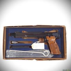 Smith & Wesson Model 41 ''The .22 Rimfire Target Pistol'' cal .22LR (1978)