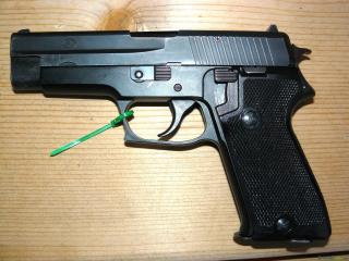 Armee Pistole P75 / P220