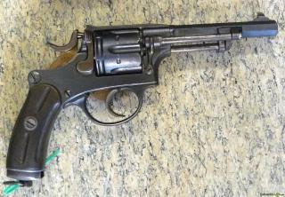 Revolver Armee 1882