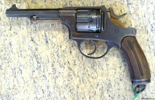 Revolver Armee 1882