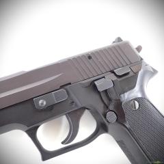 SIG-Sauer Model P226 cal. 9mmP (1995)