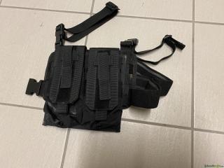 Oberschenkelplattform MOLLE mit MagTaschen