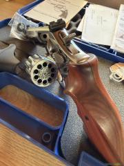 Smith & Wesson 617 .22 LR Long Rifle