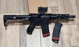 Battle Arms Development AR-15 TakeDown .300 BLK – Ultrakompakt & Holosun HS515CU