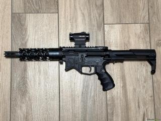 Battle Arms Development AR-15 TakeDown .300 BLK – Ultrakompakt & Holosun HS515CU