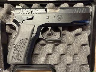 Sphinx 3000 Compact 9x19mm Parabellum/Luger/NATO
