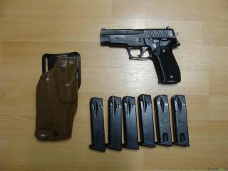 SIG-Sauer P226 9x19mm Parabellum/Luger/NATO