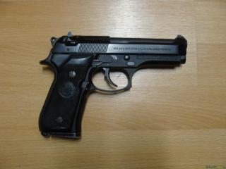 Beretta 92FS Centurion 9x19mm Parabellum/Luger/NATO