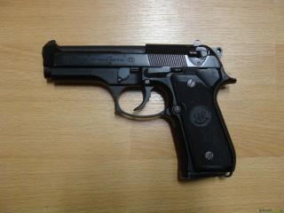 Beretta 92FS Centurion 9x19mm Parabellum/Luger/NATO