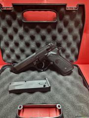 Beretta 92fs 9x19mm Parabellum/Luger/NATO