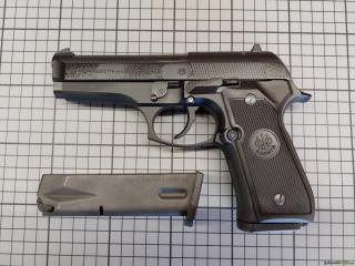 Beretta 96 D Centurion DAO .40 Smith & Wesson/Auto / 10 x 21 mm
