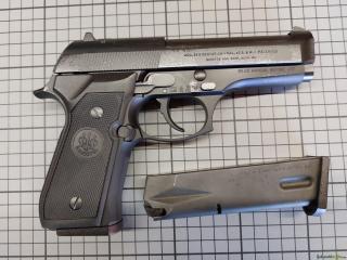 Beretta 96 D Centurion DAO .40 Smith & Wesson/Auto / 10 x 21 mm