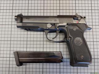 Beretta 92 A1 9x19mm Parabellum/Luger/NATO