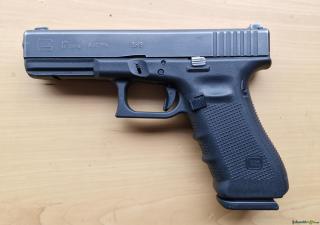 Glock 17 gen 4 mit Glock Tritium Visierung