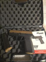 SIG-Sauer P320 x-carry Magpul griff  9x19mm Parabellum/Luger/NATO