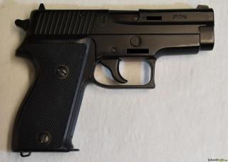 SIG-Sauer P225 9x19mm Parabellum/Luger/NATO LU Sammlerwaffe