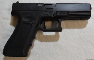 Glock 17 9x19mm Parabellum/Luger/NATO